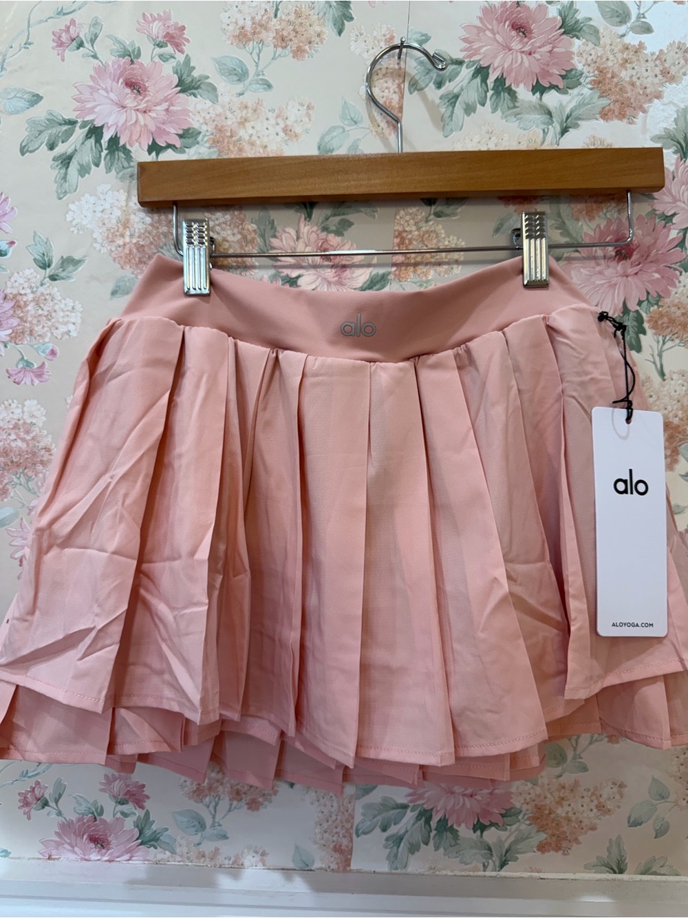 ALO Yoga Pleated Circle Skirt — Blush